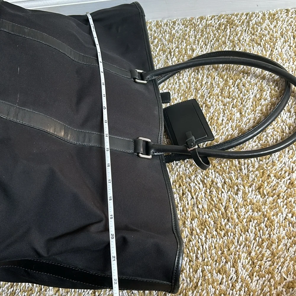 Coach - Picture 7 of 14